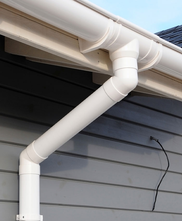 Installation et maintenance de système de gouttière à Sèvres (92310) et dans tous les Hauts-de-Seine (92)