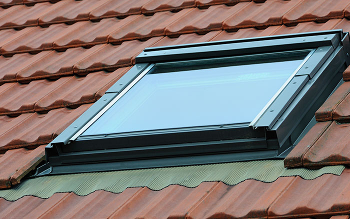 Pose et remplacement de Velux Sèvres (92310) - GH6 Couverture intervient dans tous les Hauts-de-Seine (92) Pose et remplacement de Velux Sèvres (92310) - GH6 Couverture intervient dans tous les Hauts-de-Seine (92)